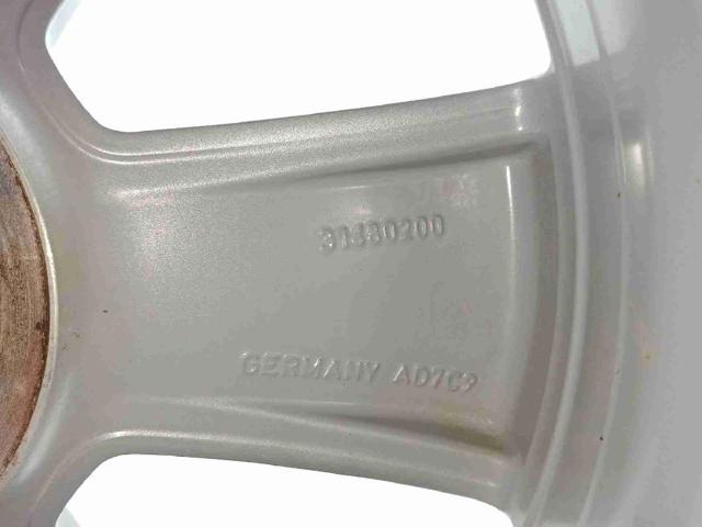 VOLVO 31680200 Llantas  en stock Terrassa