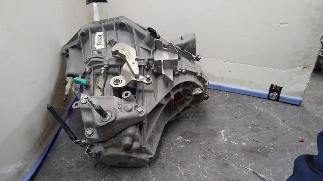 NISSAN 320101KB0A Caja de cambios comprar Barcelona