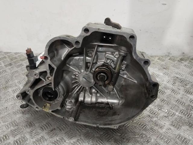 320102J624 Nissan/Infiniti