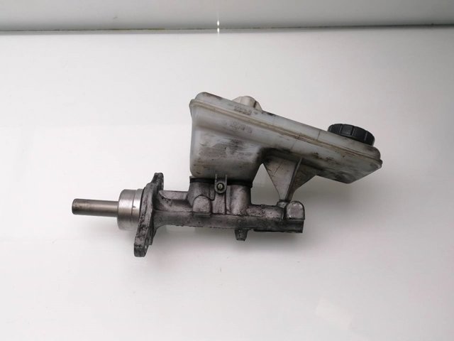 Cilindro principal de frenos 32067008C OPEL