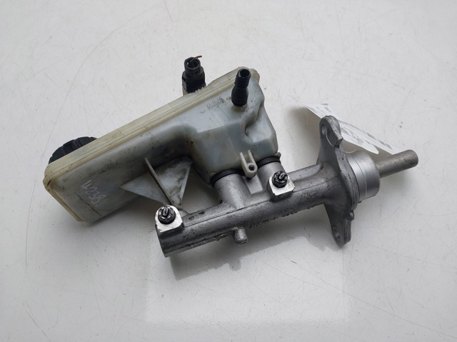 32067008C RENAULT Cilindro maestro de frenos comprar Madrid