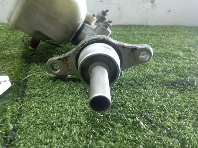 RENAULT 32067008C Cilindro principal de freno  disponible Lugo
