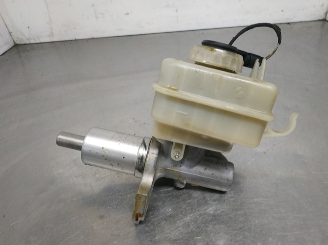 Cilindro principal de freno 32067179D BMW