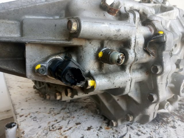 NISSAN 32131G2342 Caja de cambios manual completa  comprar en Ponferrada