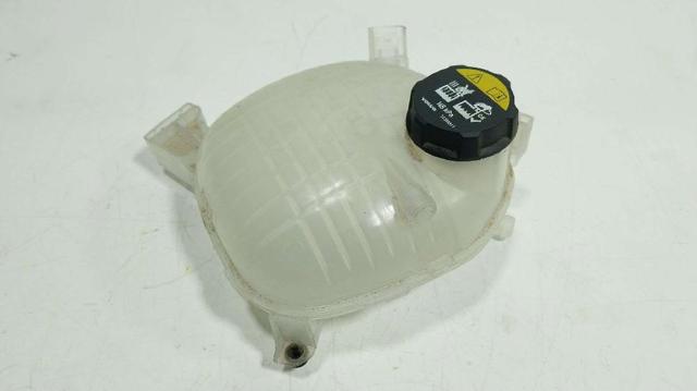Vaso de expansión para Volvo XC40 536