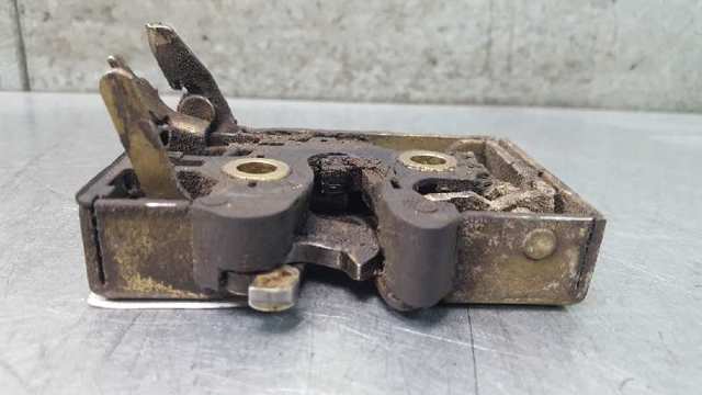 Cerradura delantera izquierda 321837015 VAG