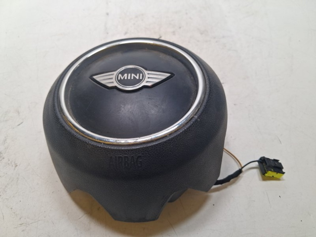 32309462208 BMW