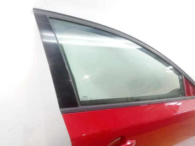 VOLVO 32321019 Puerta delantera derecha  en stock Valencia