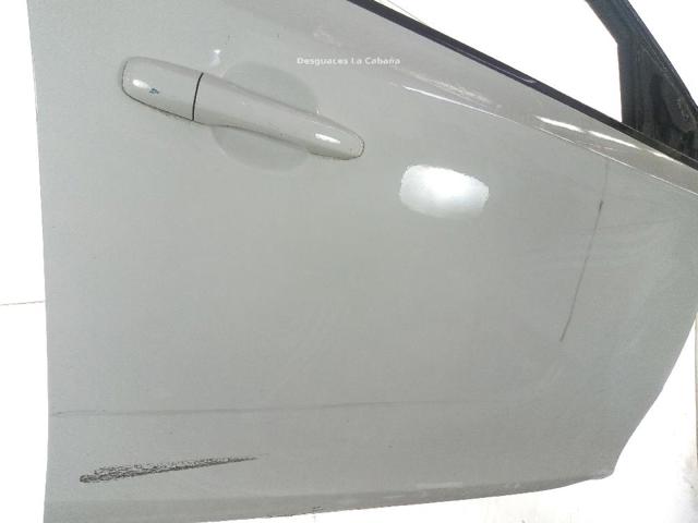 32321019 VOLVO Puerta delantera derecha  disponible Alicante
