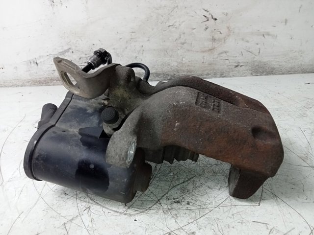 VAG 32330208 Motor del actuador de la pinza de freno trasera comprar Tarragona