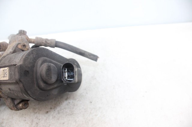 VAG 32332267D Motor del actuador de la pinza de freno trasera comprar Pamplona