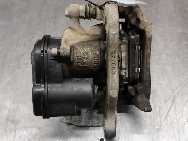 NISSAN 32353310C Pinza de freno trasera derecha  comprar en Ponferrada