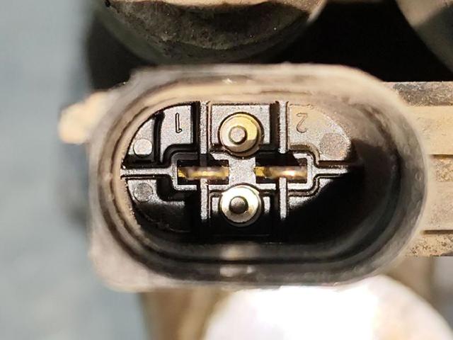 32353310C NISSAN Pinza de freno trasera derecha  en stock Huelva