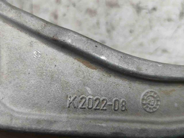 VOLVO 32395243 Brazo superior derecho de la suspensión delantera  comprar en Ponferrada