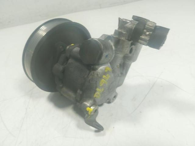 32413450592 BMW Bomba de dirección asistida  comprar en Oviedo