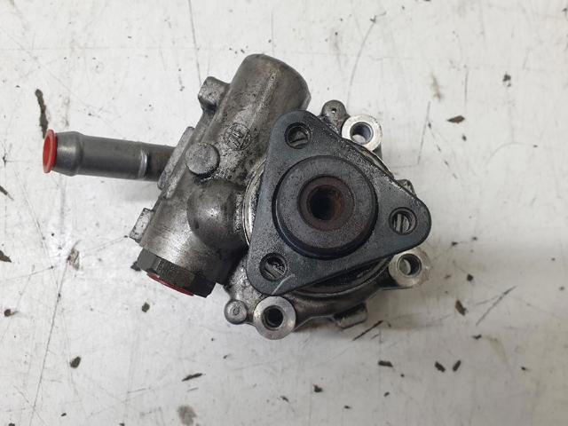 32416768155 BMW Bomba de dirección asistida  disponible Alicante
