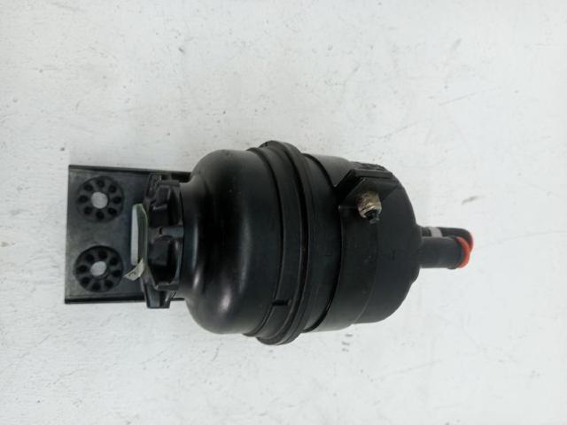 32416851217 Depósito de bomba de dirección hidráulica  en stock Sabadell