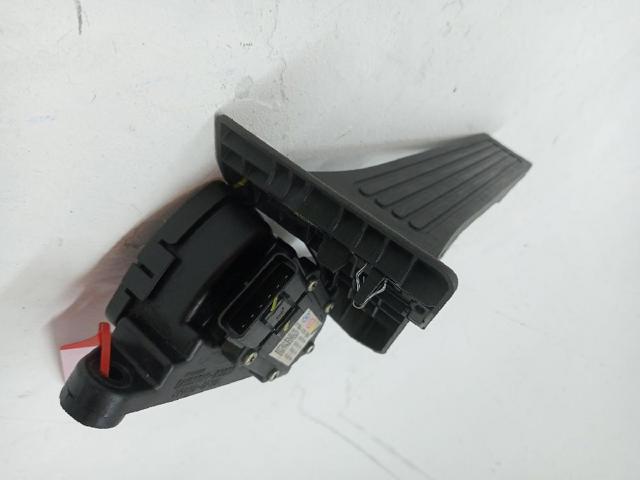 HYUNDAI 327002S000 Pedal del acelerador  en stock Valencia