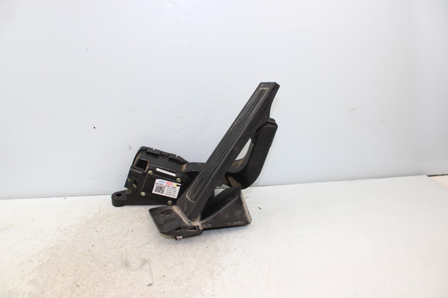 327002S000 Pedal del acelerador  en stock Sabadell