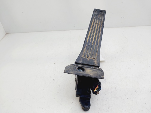 327002S000 Pedal del acelerador comprar Girona