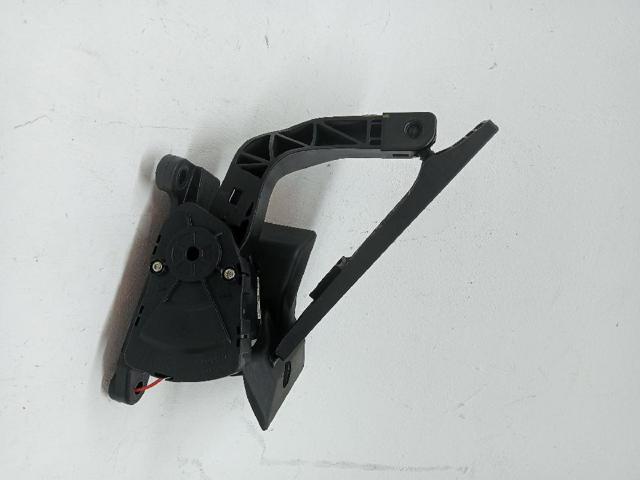 327002S000 HYUNDAI Pedal del acelerador comprar Alcalá