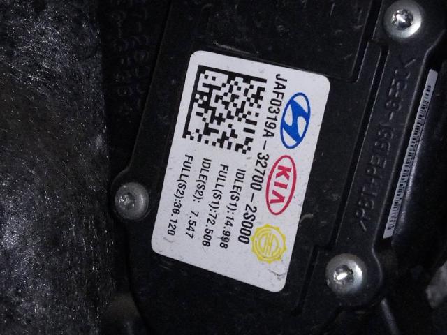327002S000 HYUNDAI Pedal del acelerador  comprar en Jaén