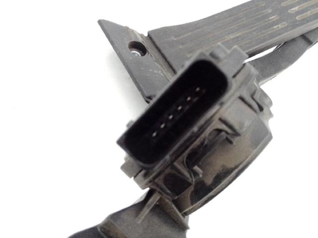 327003XXXX HYUNDAI Pedal del acelerador comprar Bilbao