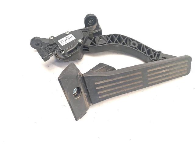 327003XXXX HYUNDAI Pedal del acelerador  comprar en Lleida