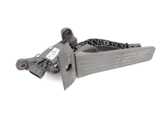327003XXXX Pedal del acelerador  comprar en Pontevedra