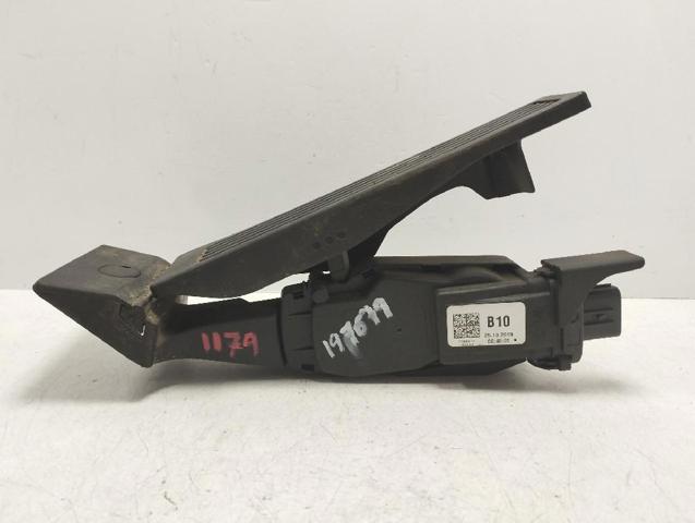 32700B1000 Pedal del acelerador comprar Sevilla