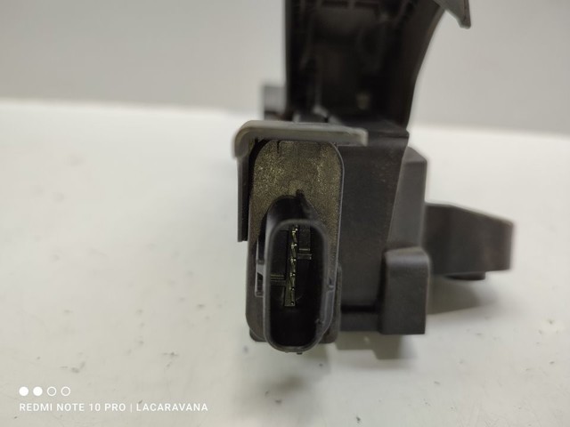 32700B1000 Pedal del acelerador  comprar en Pontevedra