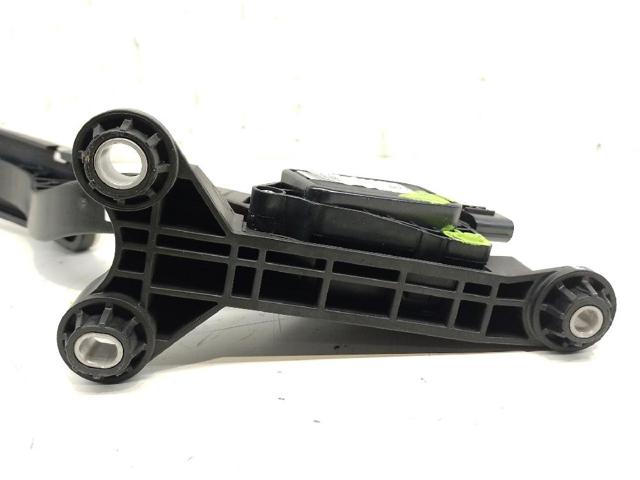 32700G4210 Pedal del acelerador  en stock Sabadell