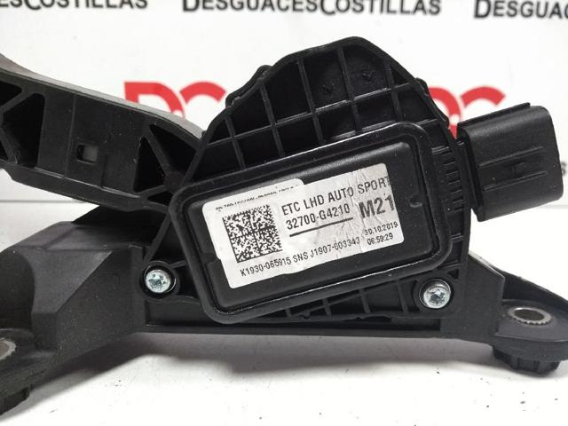 HYUNDAI 32700G4210 Pedal del acelerador  en stock Salamanca