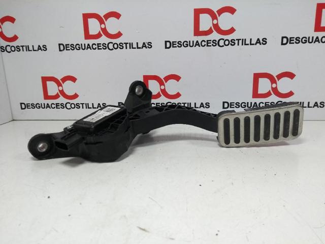 32700G4210 Pedal del acelerador  disponible Málaga