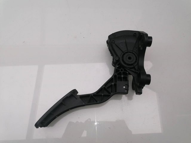 32700XXXXX Pedal del acelerador comprar Girona