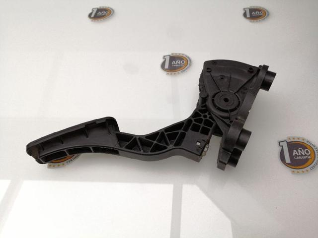 32700XXXXX HYUNDAI Pedal del acelerador  disponible Ourense