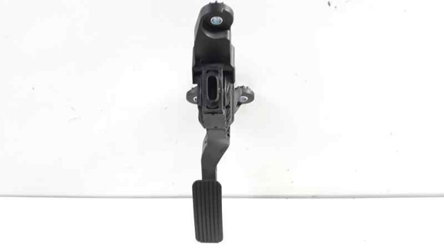 HYUNDAI 32700XXXXX Pedal del acelerador  disponible Valladolid