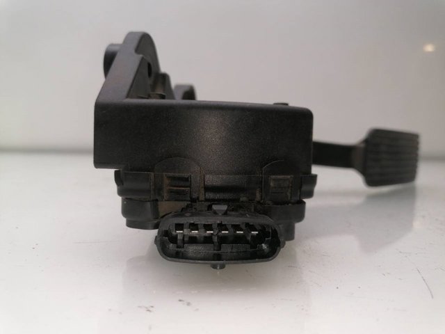 HYUNDAI 32700XXXXX Pedal del acelerador  disponible Lugo