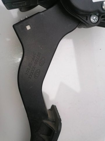 HYUNDAI 32700XXXXX Pedal del acelerador comprar Barcelona