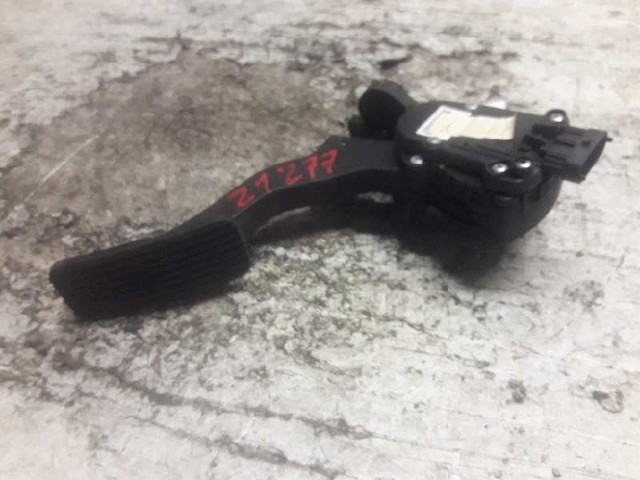32700XXXXX HYUNDAI Pedal del acelerador  en stock Córdoba