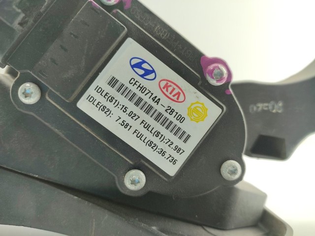 327262B100 HYUNDAI  en stock Huelva