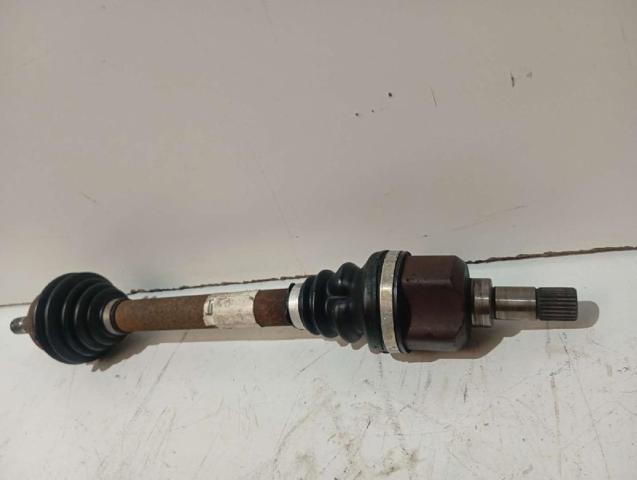 PEUGEOT 3272GG Semieje delantero izquierdo  en stock Terrassa