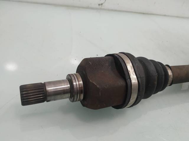 PEUGEOT 3272LT Semieje delantero izquierdo  en stock Valencia