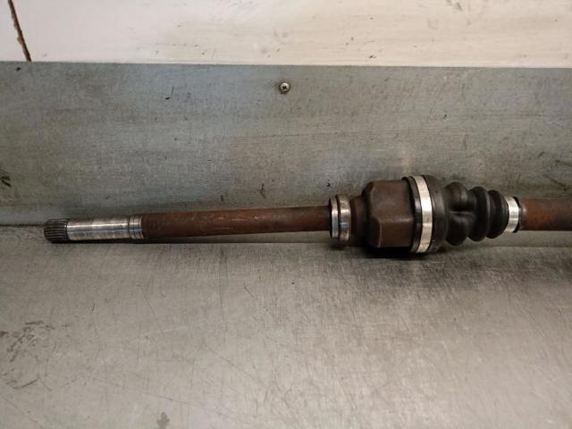3273JY Semieje delantero derecho  disponible Utrera