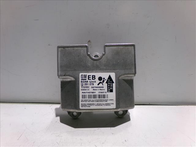 327963935 Opel