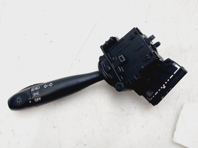 32932A HYUNDAI Interruptor de luces en el tablero comprar Madrid