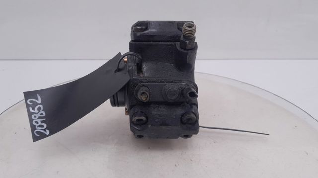 HYUNDAI 3310027000 Bomba inyectora  en stock Terrassa