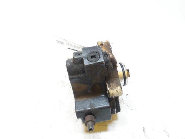 3310027400 HYUNDAI Bomba inyectora  en stock Huelva