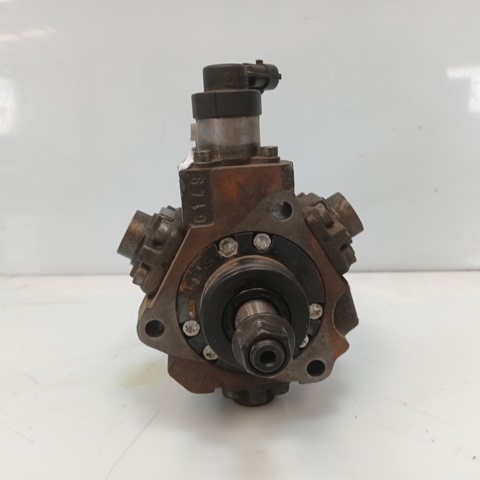 331002A410 HYUNDAI Bomba de alta presión de combustible  comprar en Lleida