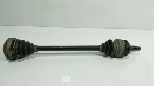 33211229665 BMW